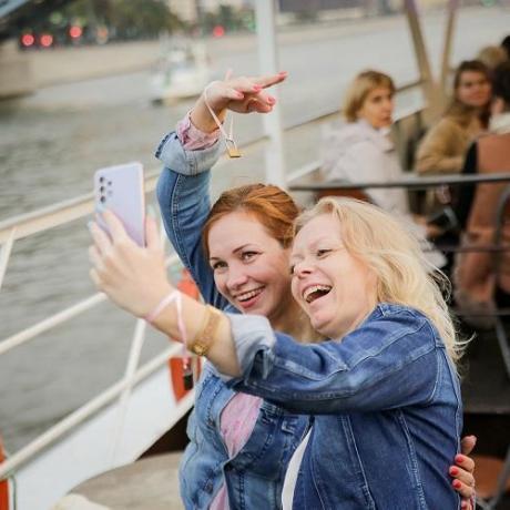 Клуб знакомств «Дуэт»: Праздничная вечеринка в День города  на Теплоходе "Романтика".